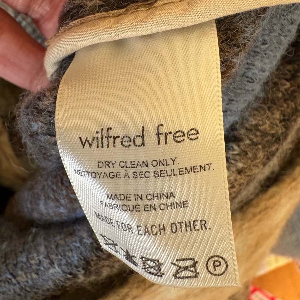 Aritzia Wilfred Free The Ganna Shacket Plaid Wool Jacket Blue Brown 2XS - Picture 7 of 8